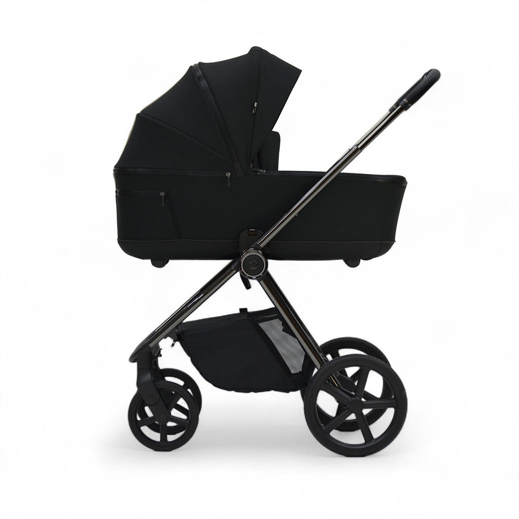 Bella III Black Carry Cot